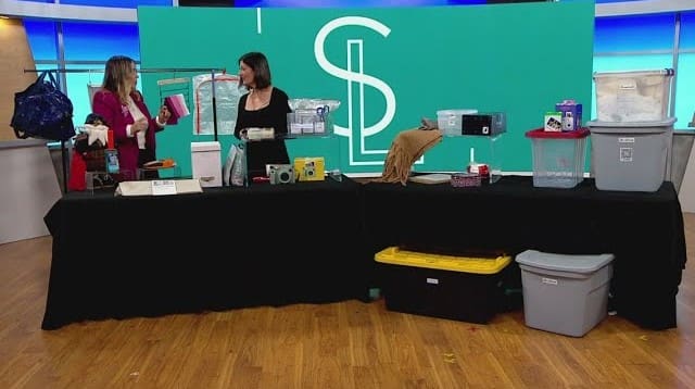 Ryen Toft on the CBS 8 San Diego set sharing new year organizing hacks