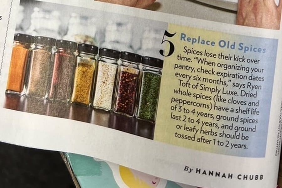 People magazine print page, January 10, 2022: Ryen Toft of Simply Luxe tip to replace old spices
